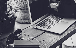 米兰体育：用热情与专业点亮中文体育世界